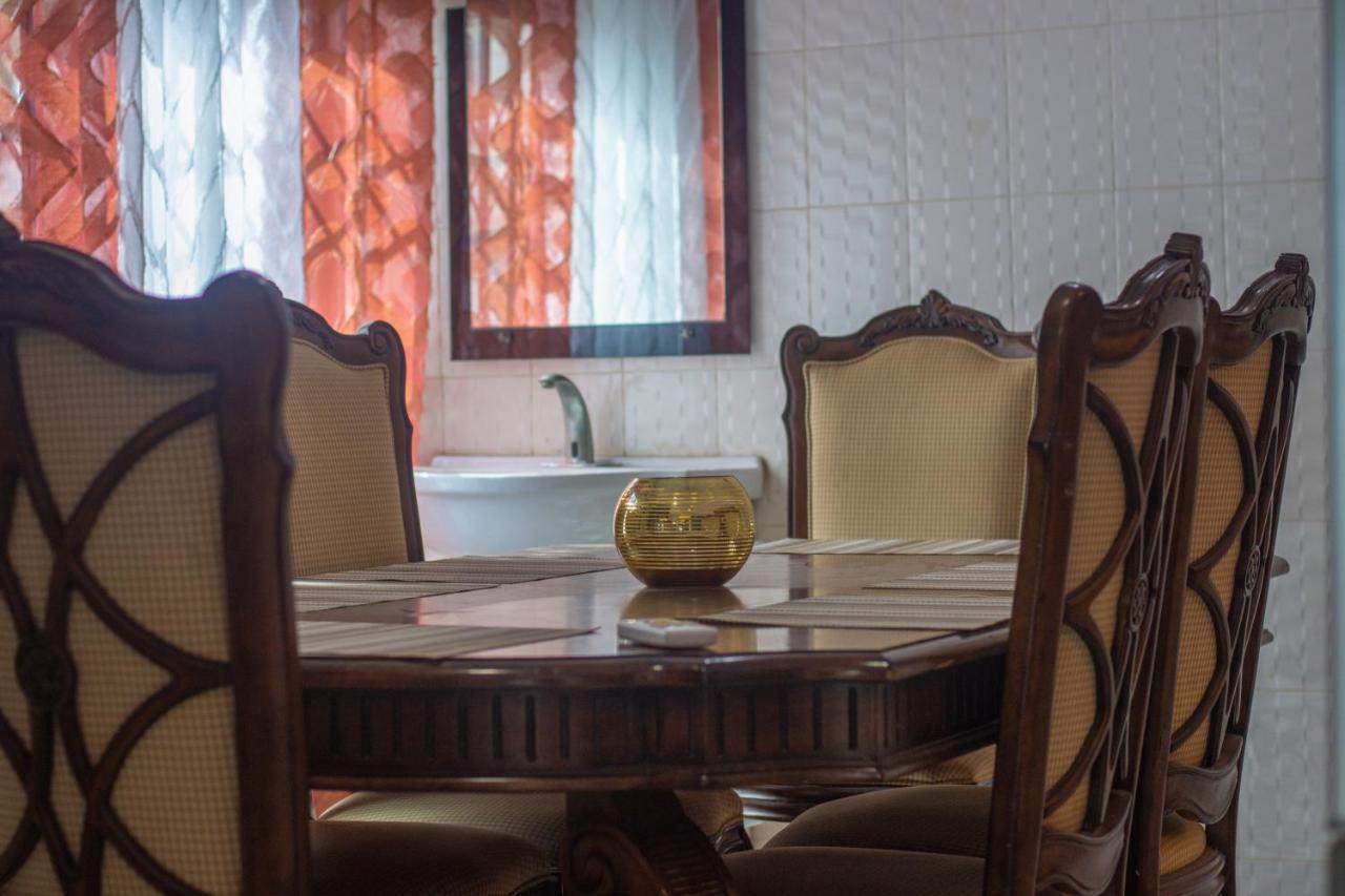 Afranasa Inn Tema Buitenkant foto
